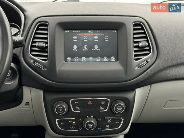 Серый Джип Компас, объемом двигателя 2.4 л и пробегом 130 тыс. км за 16950 $, фото 28 на Automoto.ua