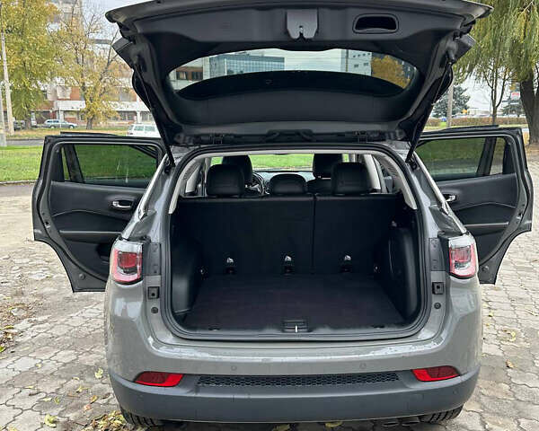 Серый Джип Компас, объемом двигателя 2.4 л и пробегом 110 тыс. км за 16900 $, фото 13 на Automoto.ua