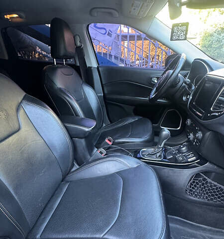 Сірий Джип Compass, об'ємом двигуна 2.4 л та пробігом 194 тис. км за 14300 $, фото 8 на Automoto.ua