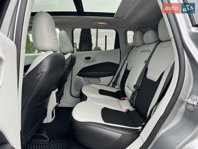 Серый Джип Компас, объемом двигателя 2.4 л и пробегом 130 тыс. км за 16950 $, фото 35 на Automoto.ua