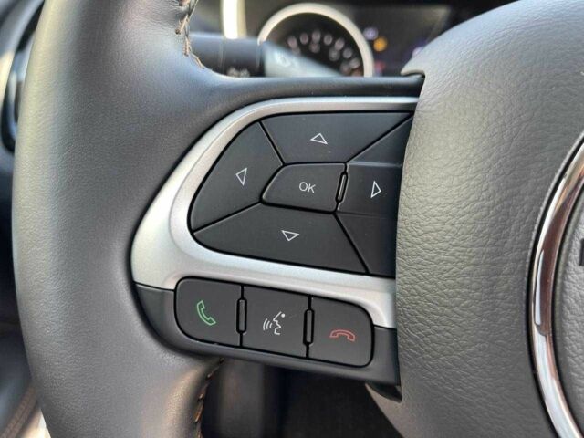Сірий Джип Compass, об'ємом двигуна 0 л та пробігом 110 тис. км за 9200 $, фото 9 на Automoto.ua