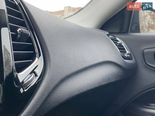 Серый Джип Компас, объемом двигателя 2.36 л и пробегом 201 тыс. км за 15499 $, фото 50 на Automoto.ua