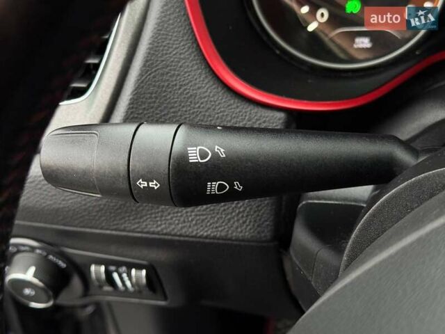 Сірий Джип Compass, об'ємом двигуна 2.36 л та пробігом 199 тис. км за 13900 $, фото 29 на Automoto.ua