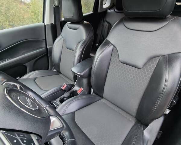 Серый Джип Компас, объемом двигателя 2.36 л и пробегом 124 тыс. км за 15755 $, фото 17 на Automoto.ua