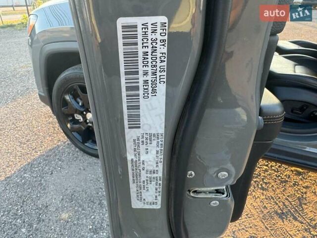 Сірий Джип Compass, об'ємом двигуна 2.36 л та пробігом 32 тис. км за 3900 $, фото 9 на Automoto.ua