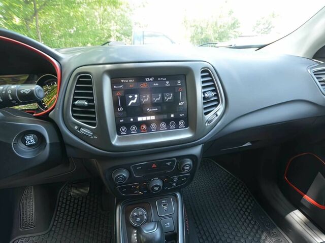 Сірий Джип Compass, об'ємом двигуна 2.4 л та пробігом 59 тис. км за 11500 $, фото 11 на Automoto.ua