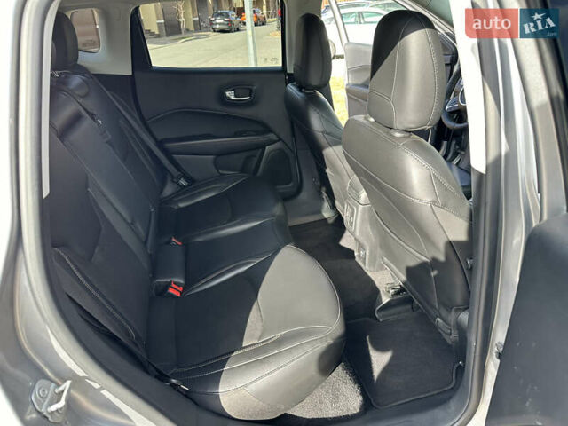 Серый Джип Компас, объемом двигателя 2.36 л и пробегом 133 тыс. км за 16450 $, фото 11 на Automoto.ua