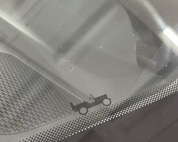 Сірий Джип Compass, об'ємом двигуна 2.4 л та пробігом 104 тис. км за 17900 $, фото 5 на Automoto.ua