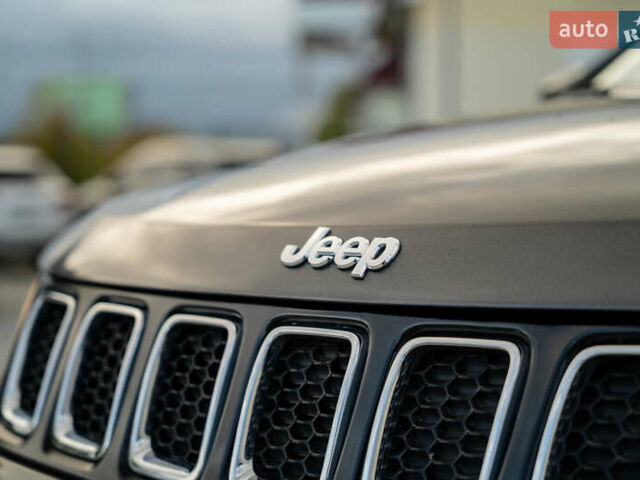 Серый Джип Компас, объемом двигателя 2.36 л и пробегом 108 тыс. км за 17900 $, фото 7 на Automoto.ua