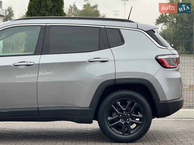 Серый Джип Компас, объемом двигателя 2.4 л и пробегом 130 тыс. км за 16950 $, фото 20 на Automoto.ua