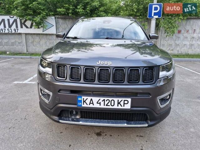 Серый Джип Компас, объемом двигателя 2.36 л и пробегом 27 тыс. км за 18900 $, фото 1 на Automoto.ua