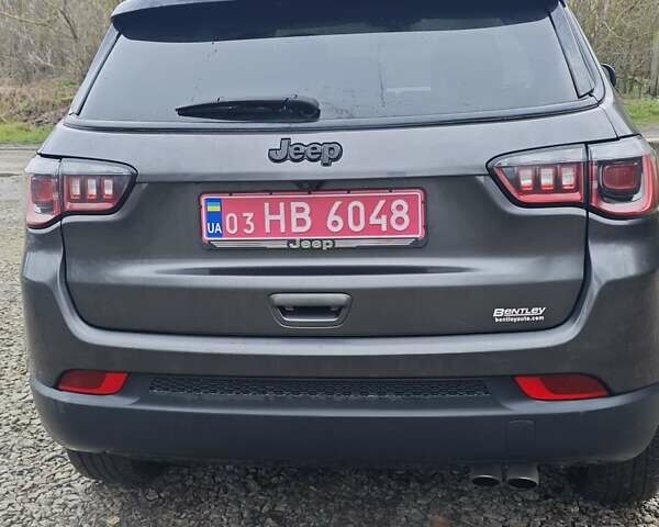 Серый Джип Компас, объемом двигателя 2.36 л и пробегом 124 тыс. км за 15755 $, фото 7 на Automoto.ua