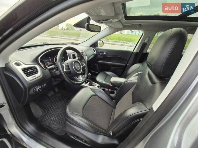 Сірий Джип Compass, об'ємом двигуна 2.4 л та пробігом 97 тис. км за 14500 $, фото 4 на Automoto.ua