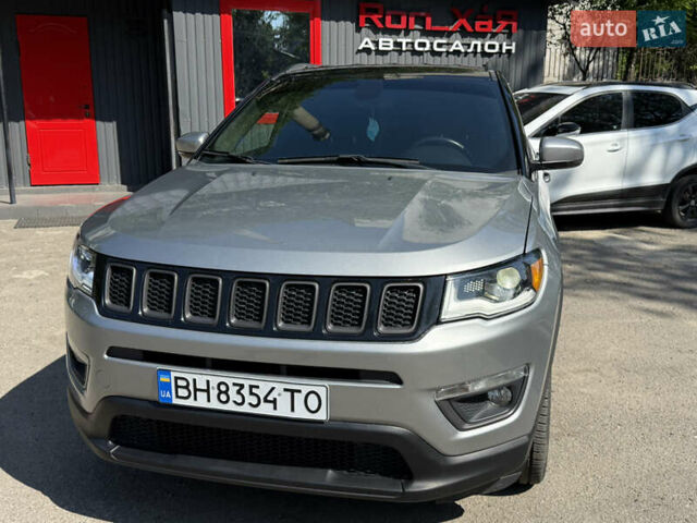 Серый Джип Компас, объемом двигателя 2.36 л и пробегом 80 тыс. км за 17500 $, фото 1 на Automoto.ua