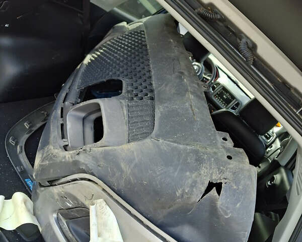 Сірий Джип Compass, об'ємом двигуна 2.4 л та пробігом 100 тис. км за 15000 $, фото 4 на Automoto.ua