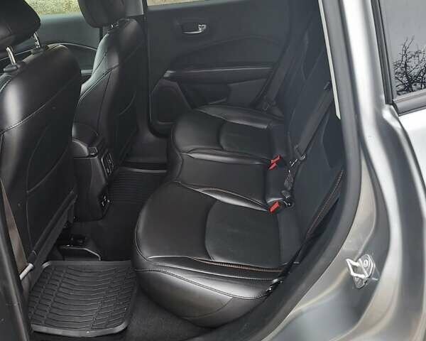 Серый Джип Компас, объемом двигателя 2.36 л и пробегом 130 тыс. км за 15500 $, фото 18 на Automoto.ua