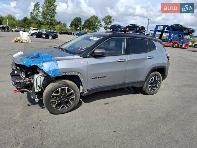 Сірий Джип Compass, об'ємом двигуна 2.4 л та пробігом 100 тис. км за 15000 $, фото 6 на Automoto.ua
