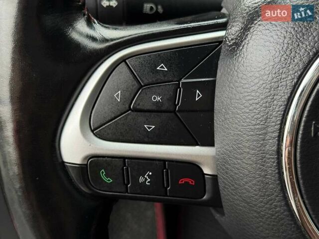 Сірий Джип Compass, об'ємом двигуна 2.36 л та пробігом 199 тис. км за 13900 $, фото 27 на Automoto.ua