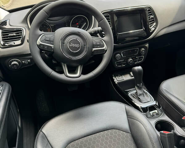 Серый Джип Компас, объемом двигателя 2.36 л и пробегом 48 тыс. км за 16299 $, фото 23 на Automoto.ua