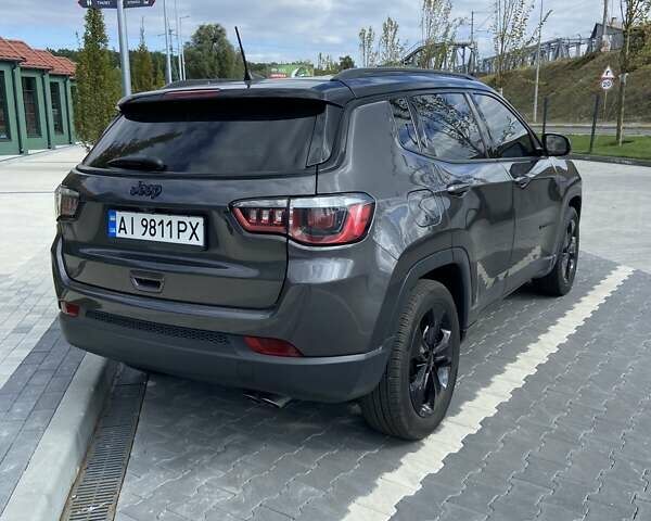 Серый Джип Компас, объемом двигателя 2.36 л и пробегом 48 тыс. км за 15900 $, фото 4 на Automoto.ua