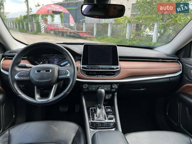 Серый Джип Компас, объемом двигателя 2.36 л и пробегом 65 тыс. км за 13500 $, фото 6 на Automoto.ua