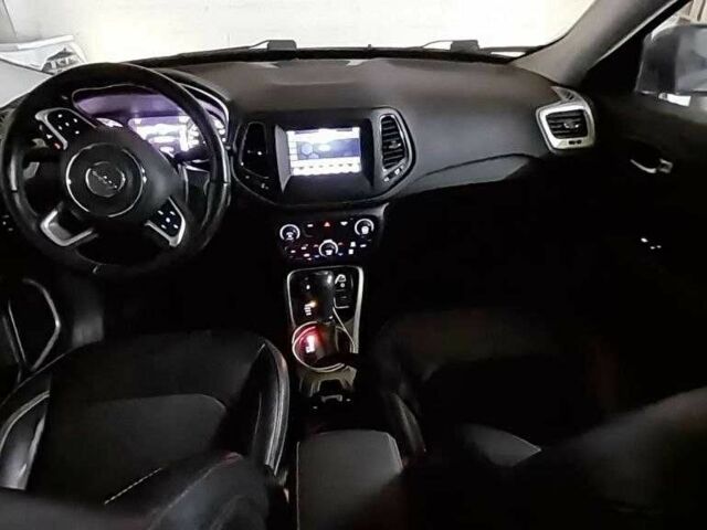 Серый Джип Компас, объемом двигателя 2.4 л и пробегом 78 тыс. км за 14800 $, фото 7 на Automoto.ua