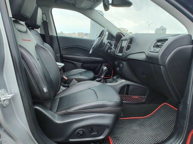 Серый Джип Компас, объемом двигателя 2.4 л и пробегом 99 тыс. км за 17900 $, фото 13 на Automoto.ua
