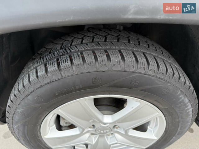 Сірий Джип Compass, об'ємом двигуна 2.36 л та пробігом 73 тис. км за 21900 $, фото 24 на Automoto.ua