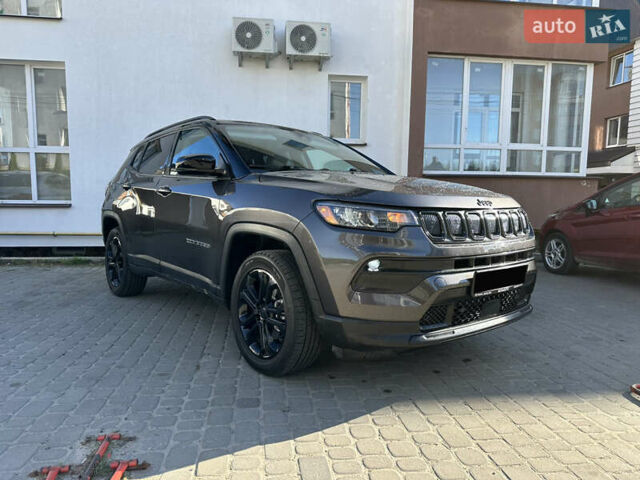 Сірий Джип Compass, об'ємом двигуна 2.36 л та пробігом 35 тис. км за 21000 $, фото 3 на Automoto.ua