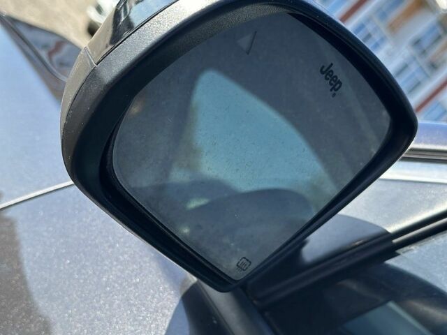 Сірий Джип Compass, об'ємом двигуна 2.36 л та пробігом 68 тис. км за 17800 $, фото 9 на Automoto.ua