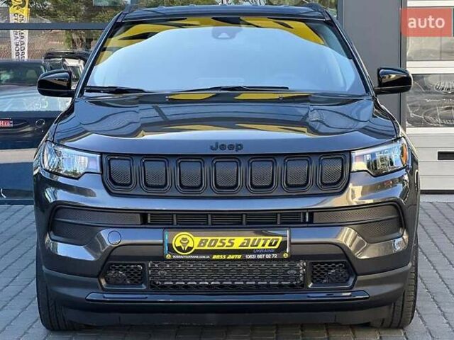 Сірий Джип Compass, об'ємом двигуна 2.36 л та пробігом 55 тис. км за 17900 $, фото 1 на Automoto.ua