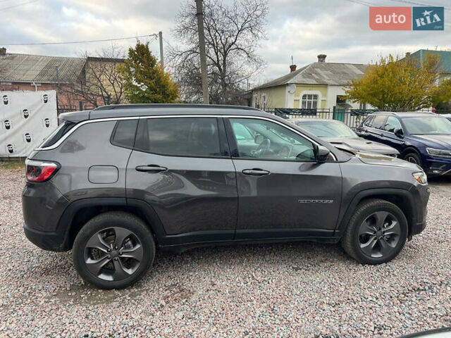 Серый Джип Компас, объемом двигателя 2.4 л и пробегом 41 тыс. км за 18900 $, фото 7 на Automoto.ua