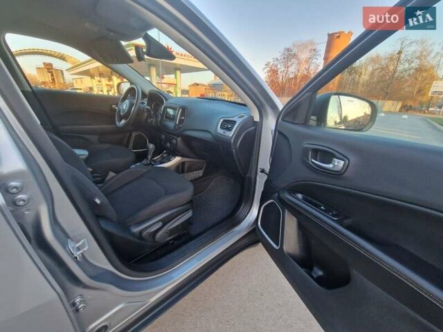 Серый Джип Компас, объемом двигателя 0 л и пробегом 88 тыс. км за 14700 $, фото 11 на Automoto.ua