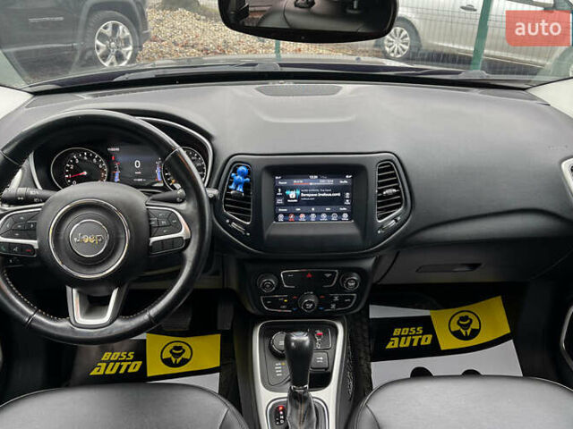 Сірий Джип Compass, об'ємом двигуна 2.4 л та пробігом 111 тис. км за 18999 $, фото 9 на Automoto.ua