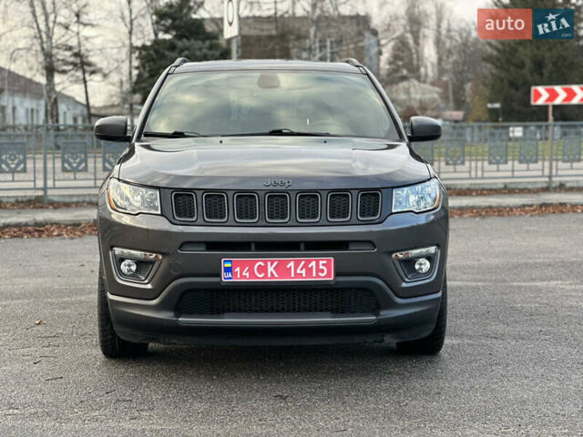 Сірий Джип Compass, об'ємом двигуна 2.4 л та пробігом 152 тис. км за 14700 $, фото 1 на Automoto.ua