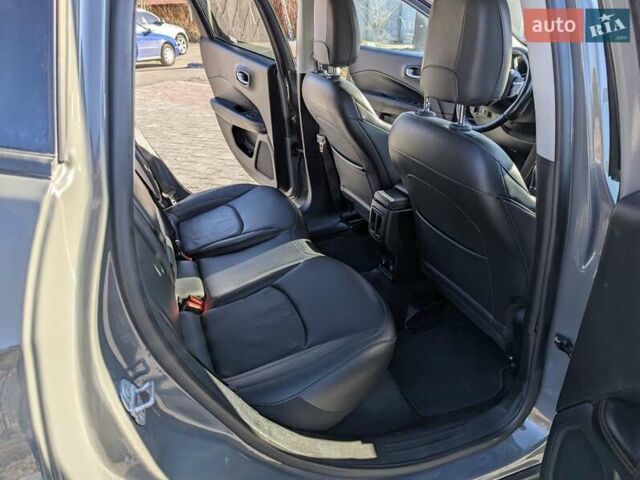 Серый Джип Компас, объемом двигателя 2.36 л и пробегом 83 тыс. км за 16900 $, фото 29 на Automoto.ua