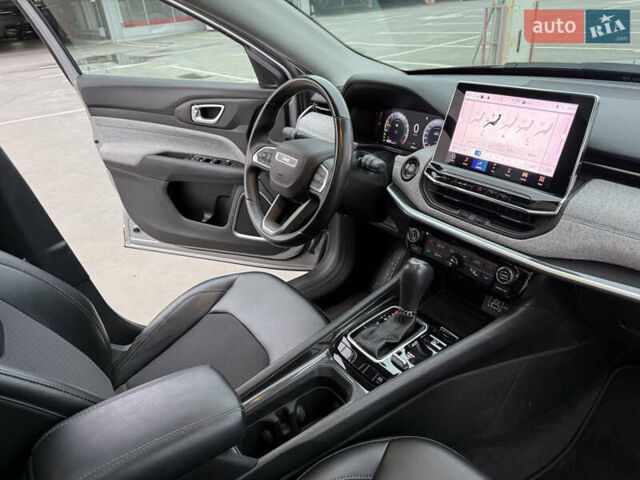 Сірий Джип Compass, об'ємом двигуна 2.36 л та пробігом 73 тис. км за 21900 $, фото 72 на Automoto.ua