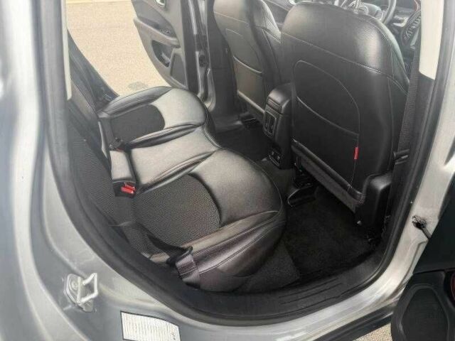 Сірий Джип Compass, об'ємом двигуна 2.4 л та пробігом 55 тис. км за 8500 $, фото 10 на Automoto.ua