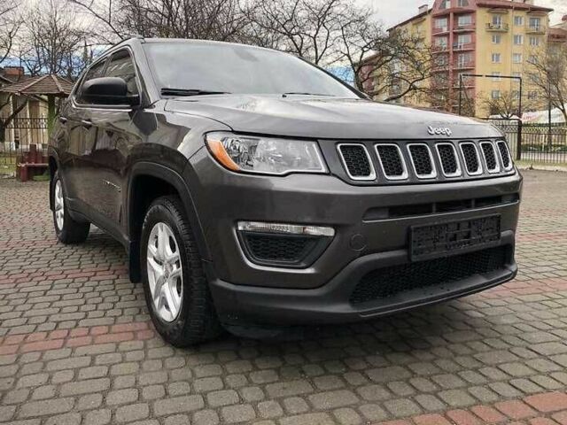 Серый Джип Компас, объемом двигателя 2.4 л и пробегом 29 тыс. км за 13000 $, фото 5 на Automoto.ua