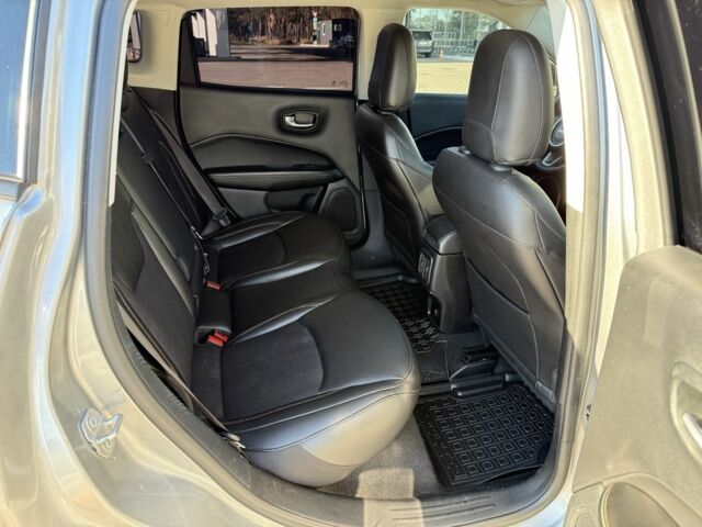 Сірий Джип Compass, об'ємом двигуна 2.4 л та пробігом 128 тис. км за 16900 $, фото 23 на Automoto.ua