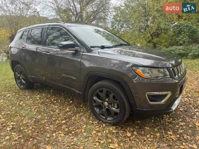 Сірий Джип Compass, об'ємом двигуна 2.4 л та пробігом 164 тис. км за 16900 $, фото 2 на Automoto.ua