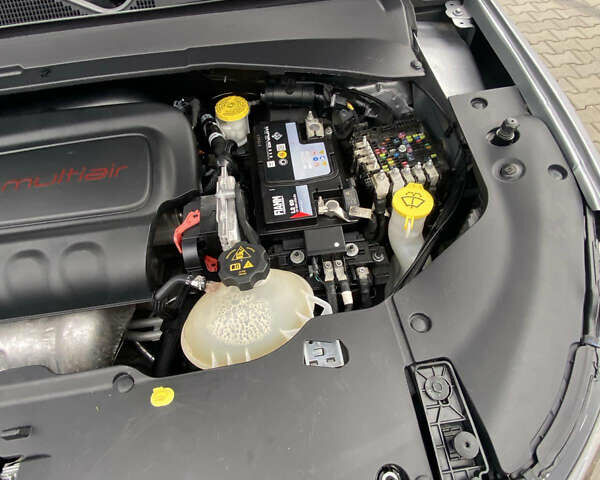 Серый Джип Компас, объемом двигателя 2.36 л и пробегом 25 тыс. км за 19200 $, фото 22 на Automoto.ua