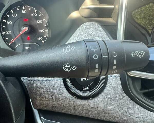 Сірий Джип Compass, об'ємом двигуна 2.36 л та пробігом 81 тис. км за 19800 $, фото 33 на Automoto.ua