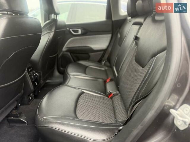 Серый Джип Компас, объемом двигателя 2.36 л и пробегом 166 тыс. км за 15700 $, фото 40 на Automoto.ua