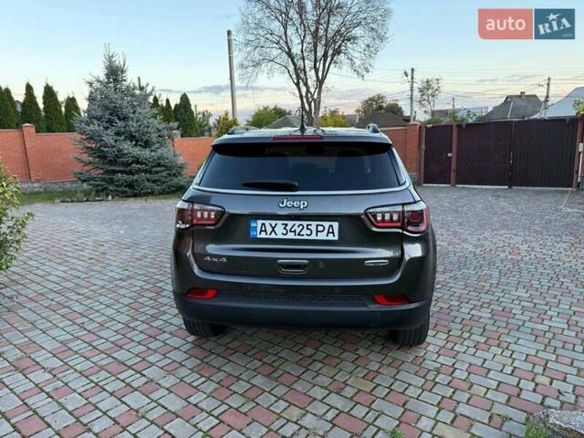 Джип Компас 2021 в Харькове на Automoto.ua Серый Джип Компас, объемом двигателя 2.36 л и пробегом 31 тыс. км за 19700 $, фото 4 на Automoto.ua