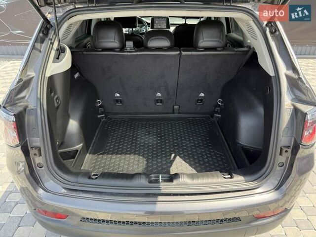 Серый Джип Компас, объемом двигателя 2.36 л и пробегом 166 тыс. км за 15700 $, фото 18 на Automoto.ua