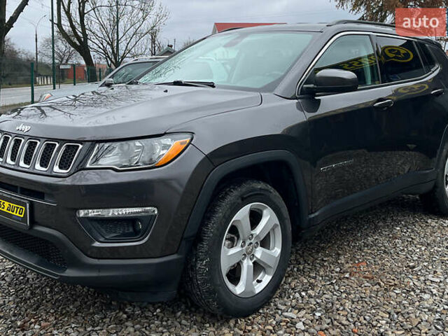 Сірий Джип Compass, об'ємом двигуна 2.4 л та пробігом 111 тис. км за 18999 $, фото 2 на Automoto.ua
