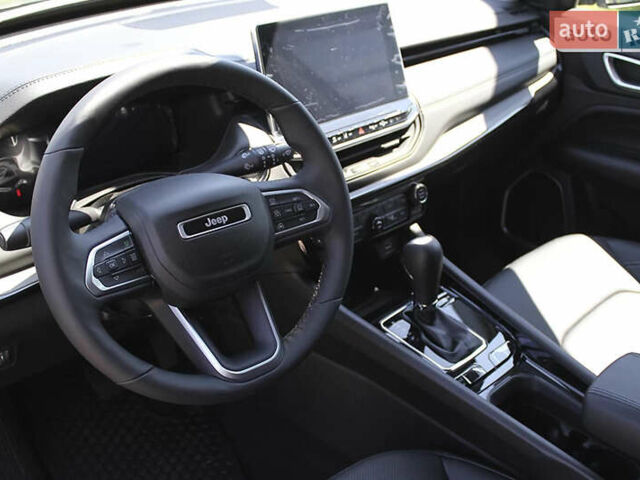 Серый Джип Компас, объемом двигателя 2.36 л и пробегом 46 тыс. км за 17400 $, фото 5 на Automoto.ua
