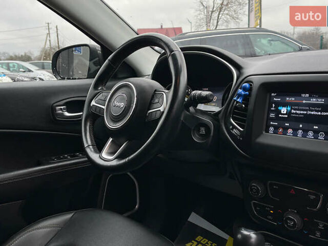 Сірий Джип Compass, об'ємом двигуна 2.4 л та пробігом 111 тис. км за 18999 $, фото 17 на Automoto.ua