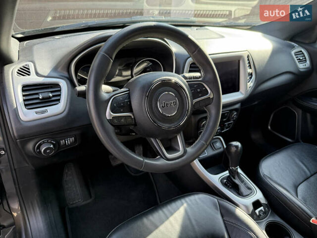 Сірий Джип Compass, об'ємом двигуна 2.4 л та пробігом 108 тис. км за 21274 $, фото 39 на Automoto.ua